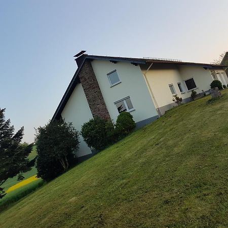 Ferienwohnung Haus Abrioux Zur Falkenlay Bad Bertrich Exterior foto